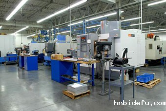 潍柴动力使用JJB竞技宝柜业钳工工作台品质升级